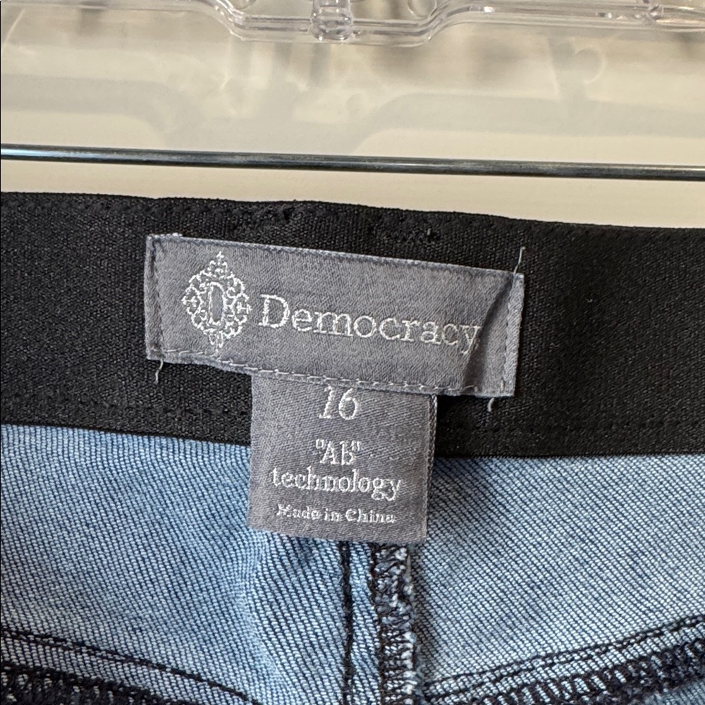 Democracy wide leg Women's Blue Jeans - Picture 7 of 7